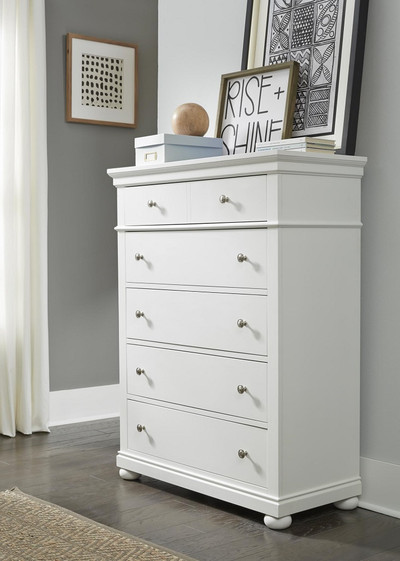 Selena White Chest of Drawers Room