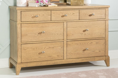 Harper Valley Natural 7 Drawer Dresser Room