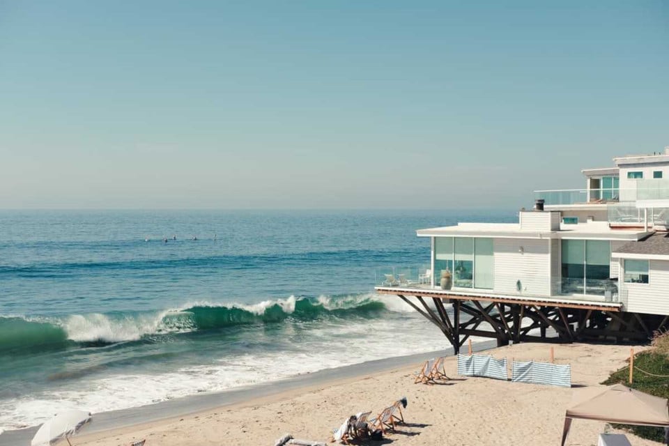 Beach vacation home with ocean view