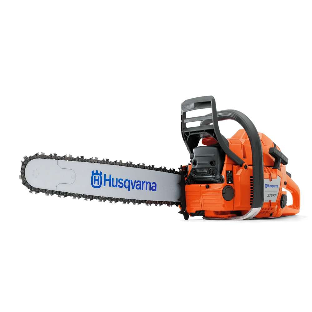 Husqvarna Chainsaw 372XP Professional 70.7cc 24'' Bar & Chain (1)