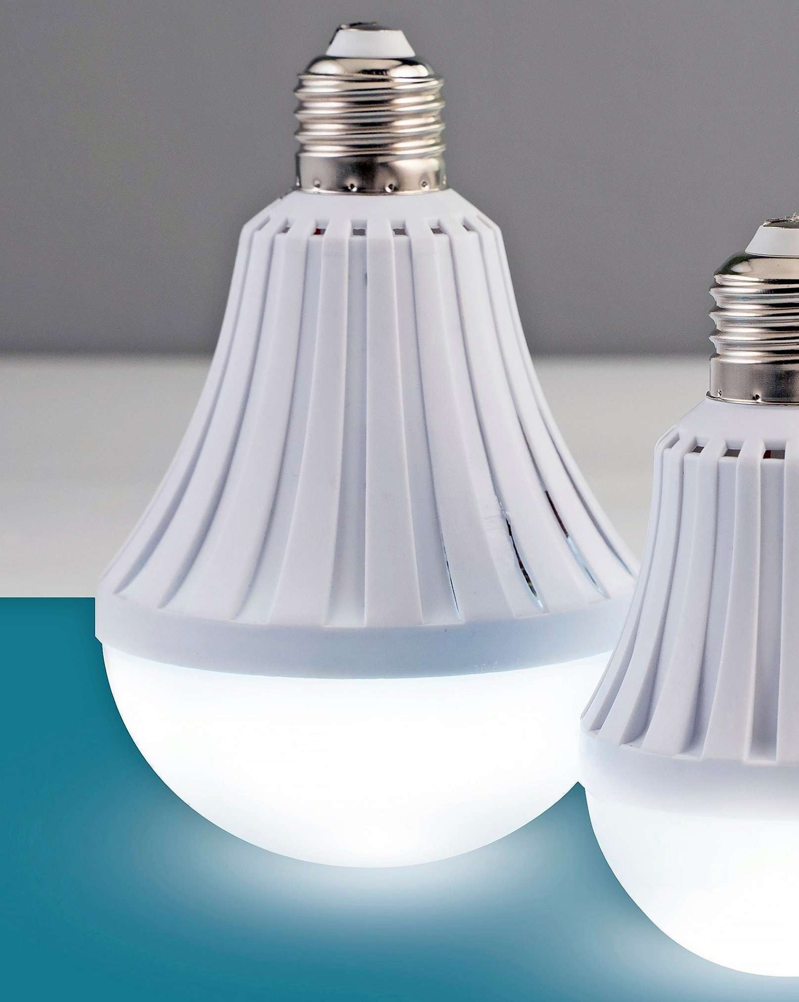 LED Emergency Bulb 9W