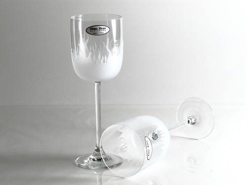 FLAMES wine glass