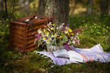 Fill up a Hamper with West Country food & drink, it's picnic season! 