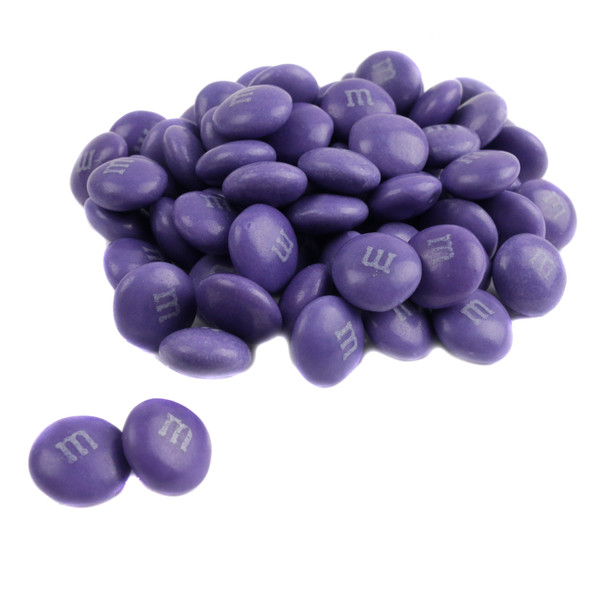 Vibrant purple M&M's candy, approx. 500 pieces per pound. Classic round candy-coated chocolates for parties.