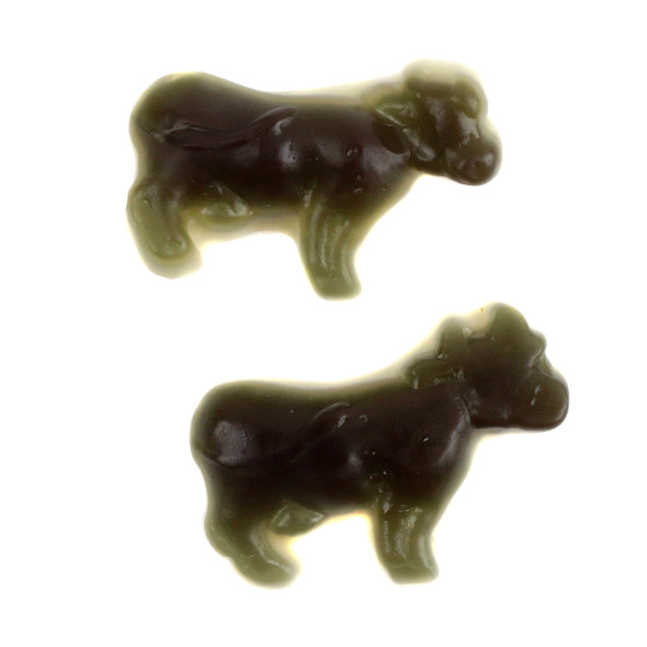 Delightful black and white cow shaped gummy candy, sweet fruity flavor, approximately 55 pieces per pound.