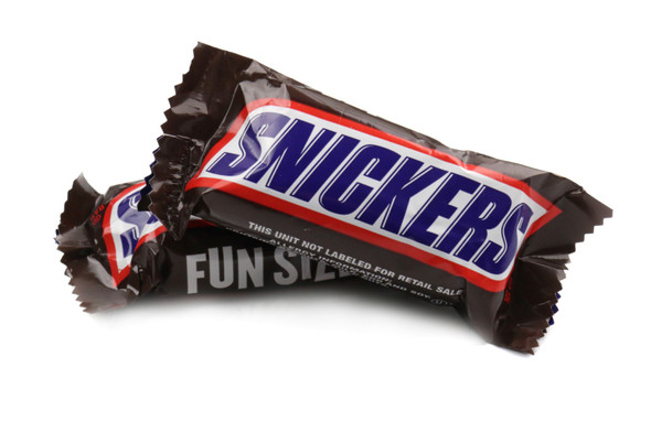 Snickers Fun Size bulk 20lb bag with hundreds of individual milk chocolate, peanut, caramel candy bars.