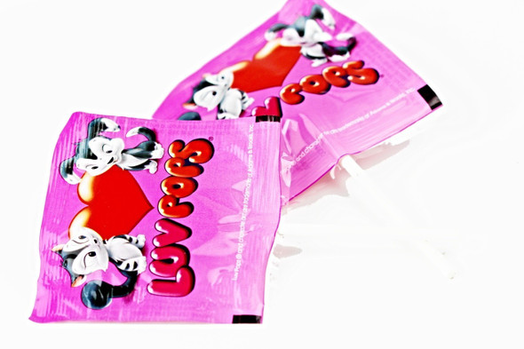 Luv  Pops Lollipops 40 Piece 6 Count