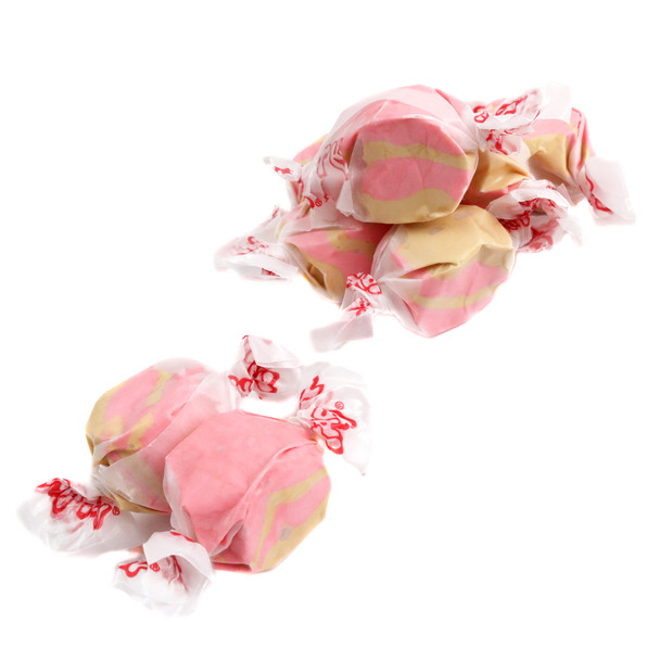 Taffy Town Maple Bacon Salt Water Taffy, approximately 65 brown pieces per pound.