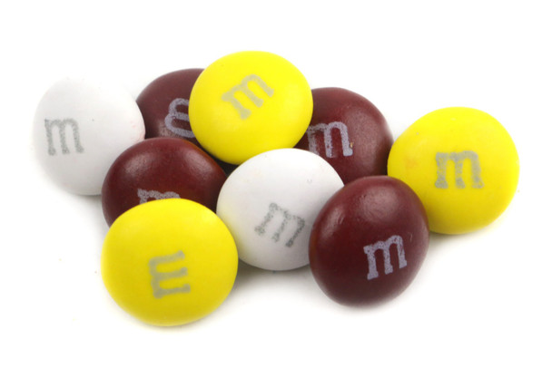 Maroon M&M's candy, approximately 500 pieces per pound, vibrant, rich color, classic M&M's taste.