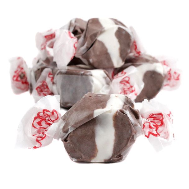 Salt Water Taffy Cookies & Cream, approx 65 brown and white pieces per pound, with milky chocolate and creamy centers.