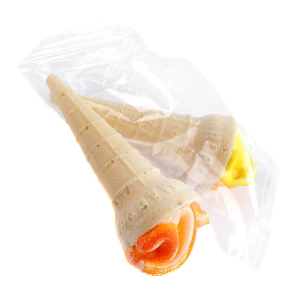 Marpro Yum Yum Marshmallow Ice Cream Cones, 12 individually wrapped pastel candy cones.