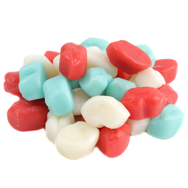 image of albanese liberty lips summer gummies red white blue candy