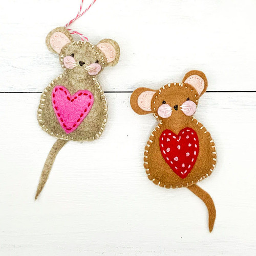 Love Mice Sewing Kit, Sweet lovely felt mice, Valentines sewing kit, California made craft kit, Stitcherelly craft kit, kids craft kit