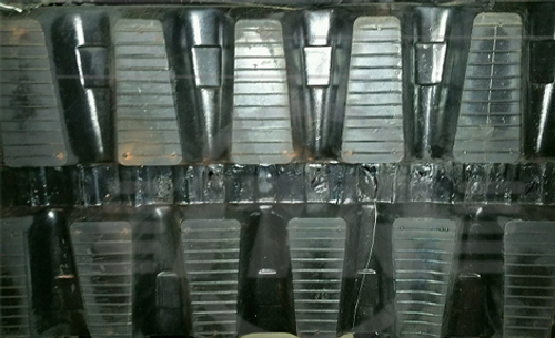 Kobelco SK027-1 Rubber Track Assembly - Single 300 X 52.5 X 82