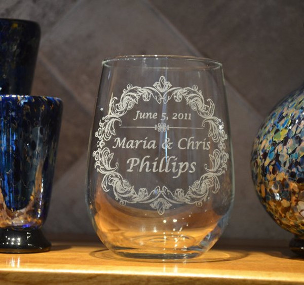 Personalized Couple Etched Stemless Wine Glass | Customized Wedding/Anniversary Design Stemless Wine Glass