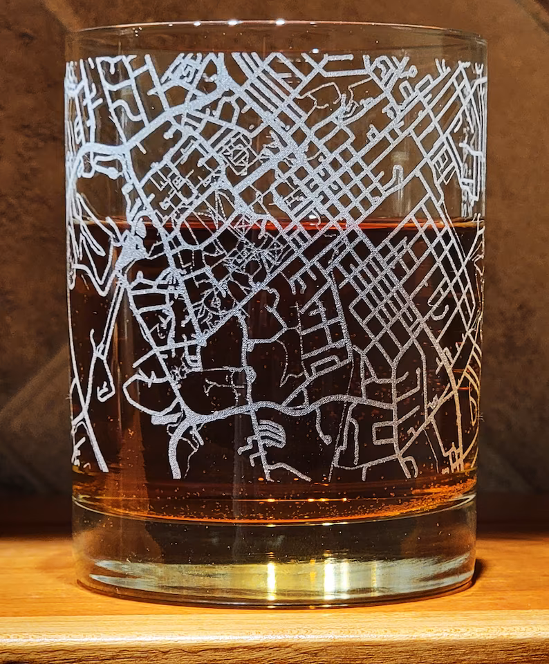 Rocks Glass - Design: VDGALAXY - Everything Etched