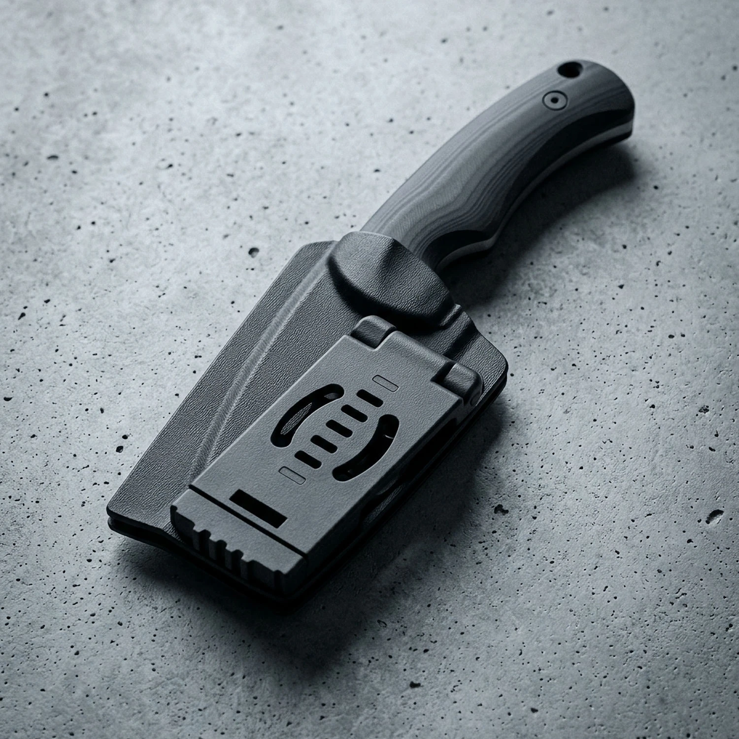 Isoline Nightfall sheath carry, lifestyle shot