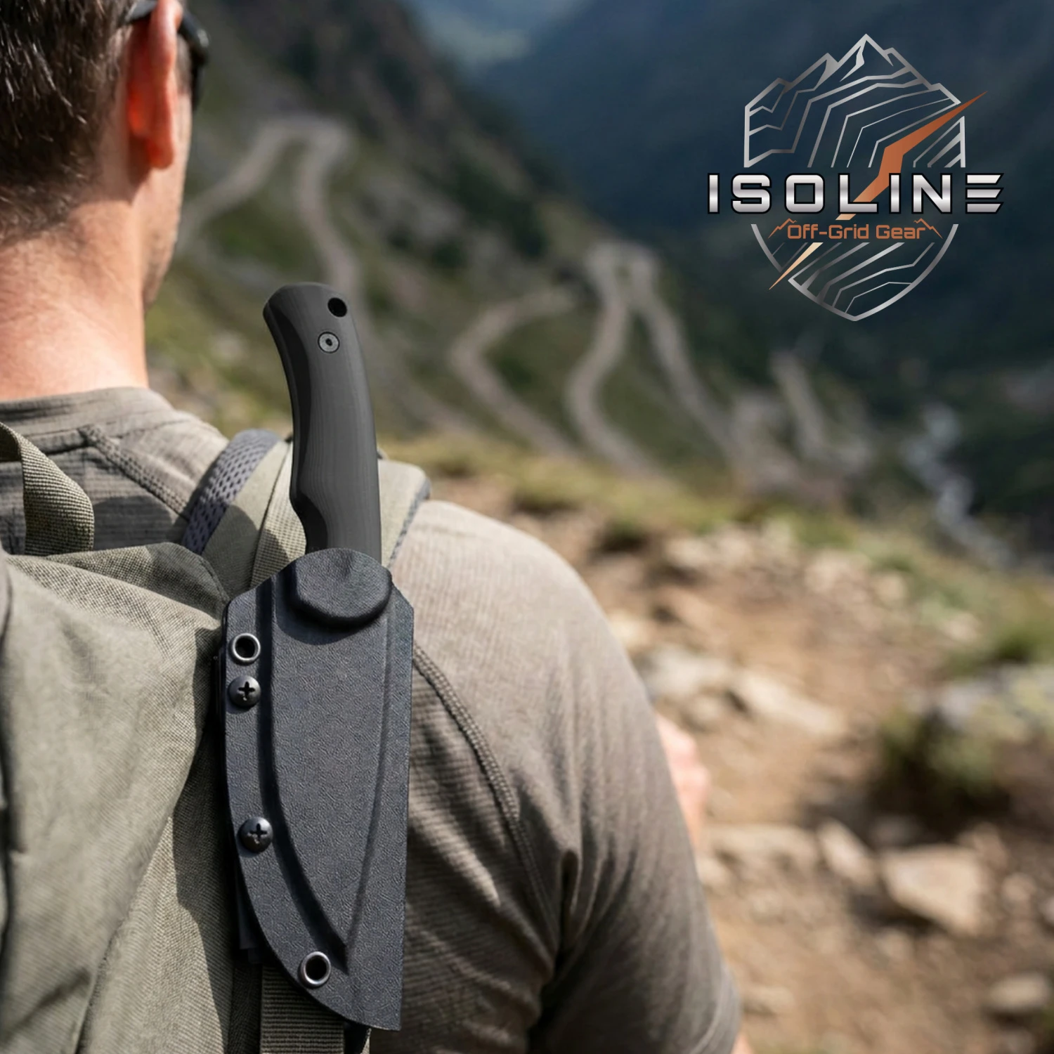 Isoline Nightfall compact fixed blade in outdoor use, lifestyle shot