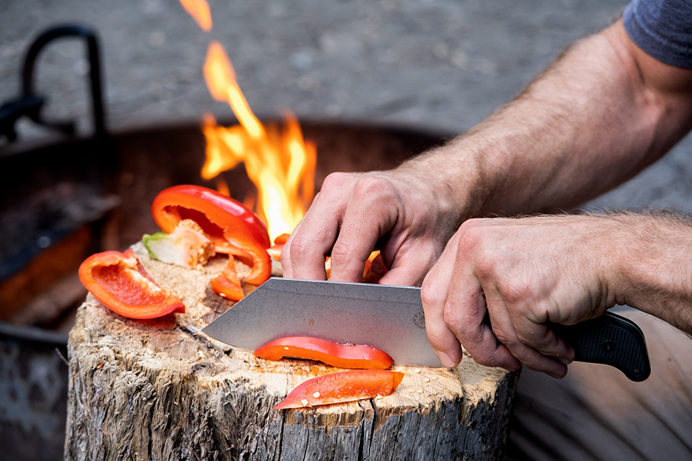 What makes a sharp knife cut