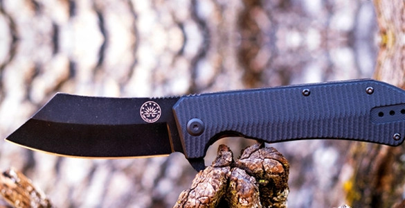 Glass-breaking knife - Safety tool for emergencies Glass-breaking knife - Safety tool for emergencies