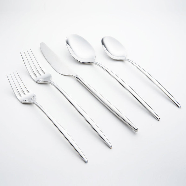 Gaze Mirror 18/0 Stainless Steel 20-Piece Flatware 349020CNW12R By Lenox