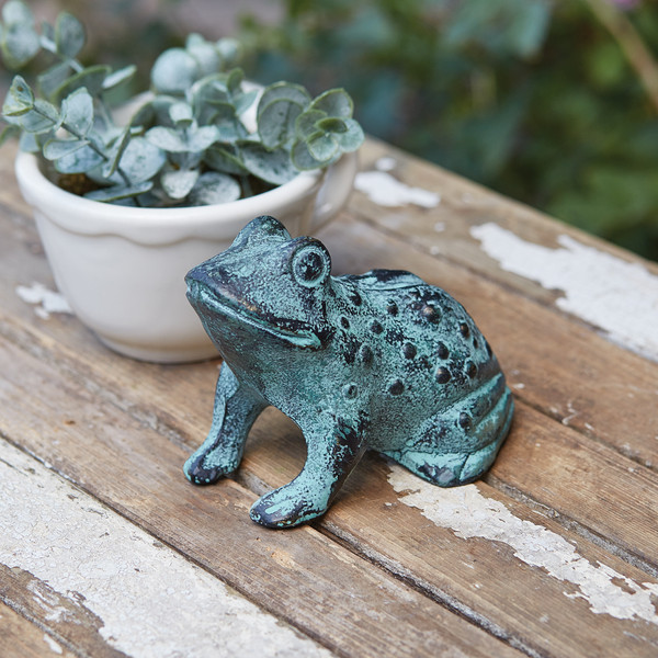 Cast Iron Frog Figurine 420257 By CTW Home