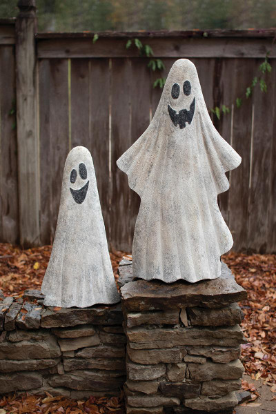 Kalalou CHE1540 Set Of Two Painted Metal Ghosts