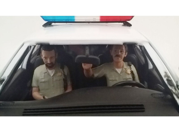 Seated Sheriff Officers 2 Piece Figure Set For 1:24 Models By American Diorama (Pack Of 2) 23827
