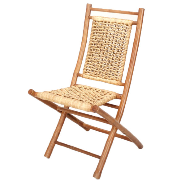 Homeroots 36" 2 Brown/Natural Bamboo Folding Chairs With An Open Link Hyacinth Weave 294741