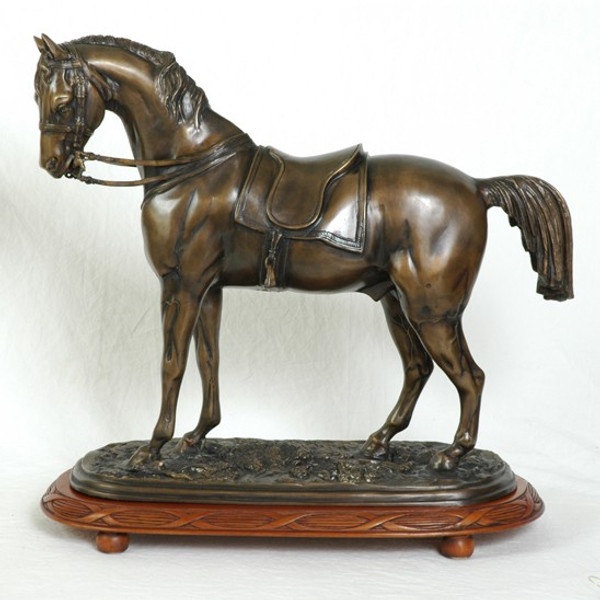 98034B Vintage English Horse