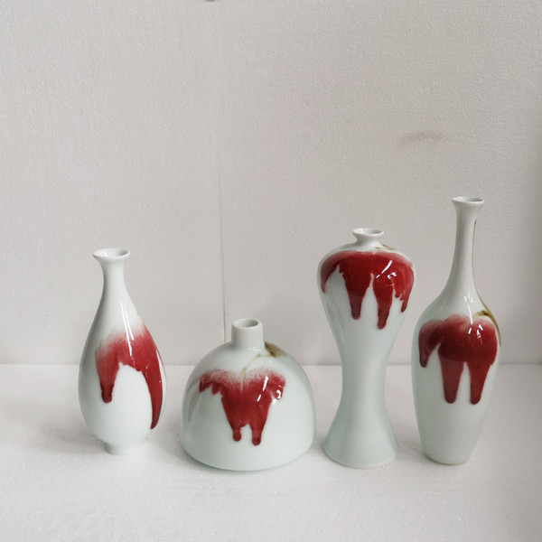 Lang Red Set Of 4 Bud Vases 1325 By Legend Of Asia