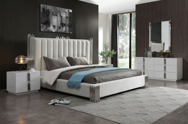 VGVCBD815-WHT-BED Modrest Token - Modern White & Stainless Steel Bed By VIG Furniture