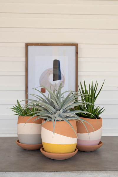 Set Of Three Color Dipped Clay Pots With Clay Saucers H3915 By Kalalou