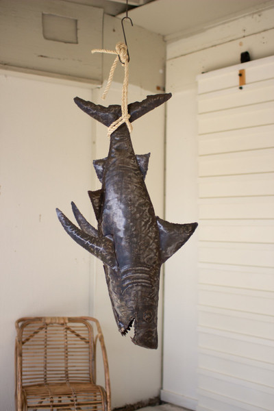 Hanging Rustic Metal Shark With Rope A6147 By Kalalou