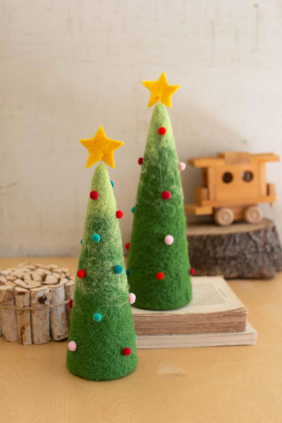 Kalalou CHB2343 Set Of Two Felt Christmas Trees With Gold Stars