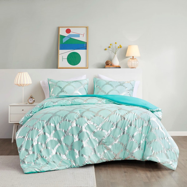 Lorna Metallic Printed Comforter And Sham Set - Twin/Twin Xl By Intelligent Design ID10-2137