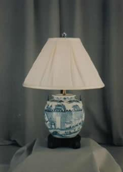 8002-24 Clayton Blue & White Teapot Table Lamp