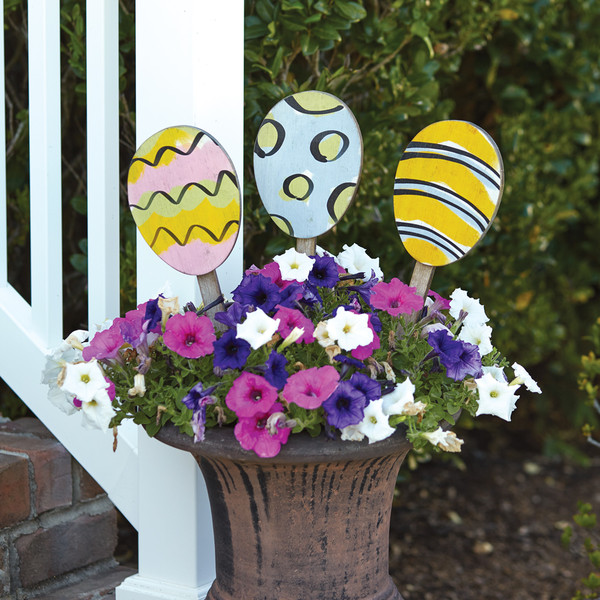 Set of Three Easter Egg Garden Stakes 440280 By CTW Home