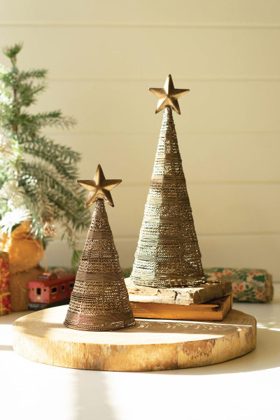 Kalalou NNV1171 Set Of Two Rustic Metal Table Top Christmas Trees