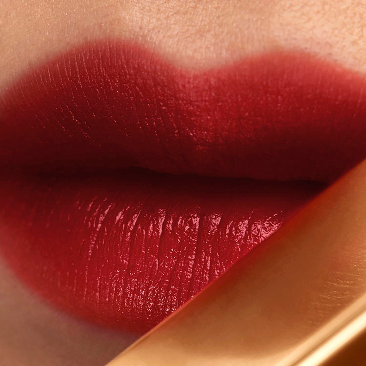 YSL Rouge Pur Couture ~ R1971 Rouge Provocation - www