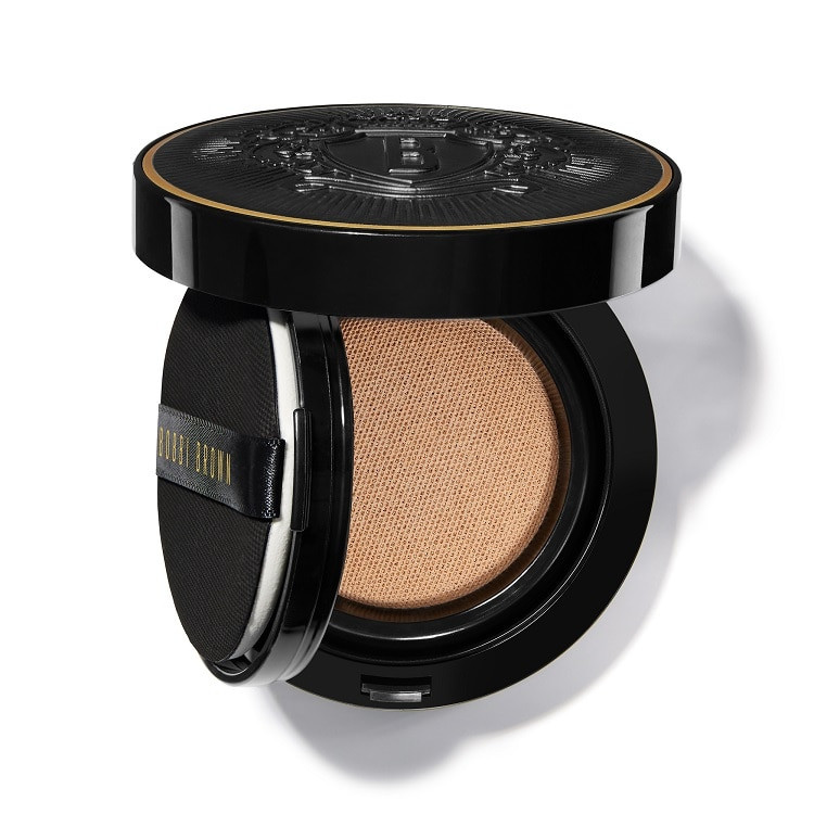BOBBI BROWN Weightless Skin Cushion Foundation ~ Extra Light - www