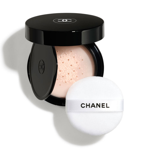 CHANEL Poudre Universelle Libre Natural Finish Loose Powder. On