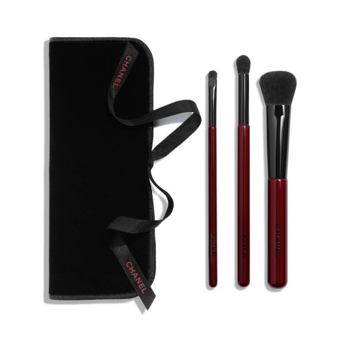 CHANEL LES PINCEAUX ROUGE NOIR メイクブラシセット CHANEL Les Pinceaux Rouge Noir Makeup Brush ~ 2026 Spring Limited