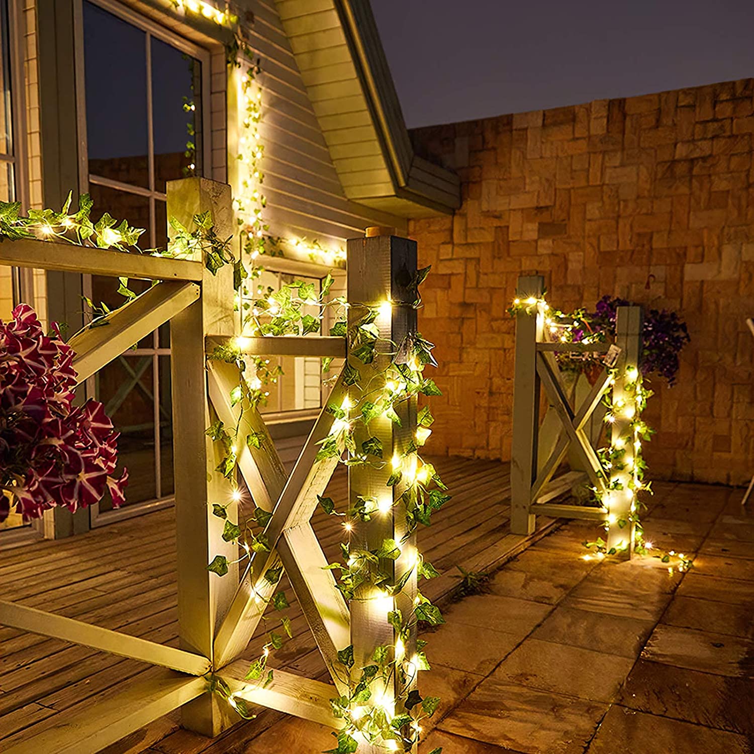 Wholesale Solar-Powered Maple Leaves Garland LED String Lights