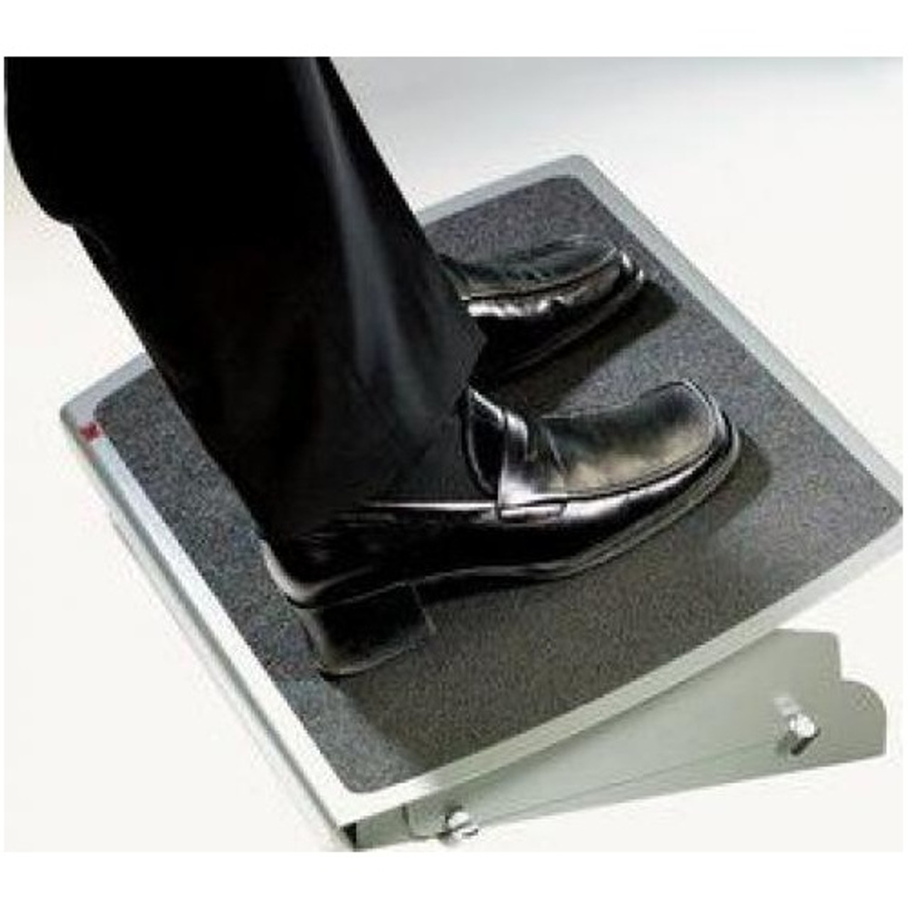 3M Adjustable Foot Rest FR530CB - footrest - FR530CB - Office