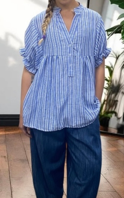 Blue & white striped artist smock short sleeve Elasticated cuff shirt / top onesize fits UK 10-18 Blue & white striped artist smock short sleeve Elasticated cuff shirt / top onesize fits UK 10-18