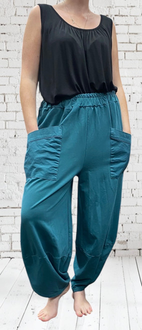 Studio Italian Luxe Teal Jersey Balloon Leg 7/8 Length Joggers / Trouser - One Size Fits UK 8-18 Studio Italian Luxe Teal Jersey Balloon Leg 7/8 Length Joggers / Trouser - One Size Fits UK 8-18