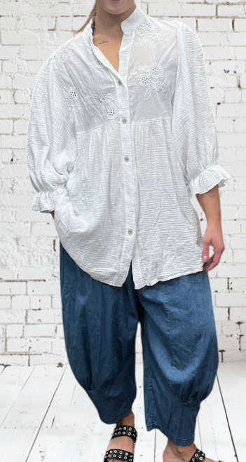 Super Soft White Boho Cheesecloth & Broderie Anglaise Smock Top - Onesize Fits 8-16