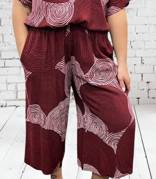 Toscana Moda One Size Burgandy & Dusky Pink Spiral Print Wide Leg Crop Pants One Size Fits 8-14 - Co-ords Available 