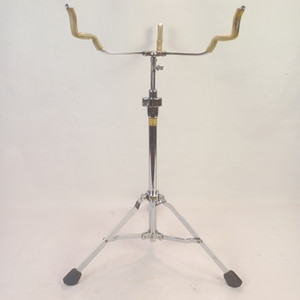 Pearl Snare Drum Stand Single-Braced Tripod + Vintage Basket Chrome Plating Pearl Snare Drum Stand Single-Braced Tripod + Vintage Basket Chrome Plating